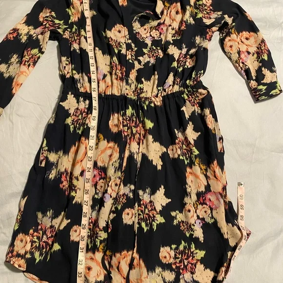 Daniel Rainn Floral tie waist dress, Size M 🎀 - Picture 4 of 13